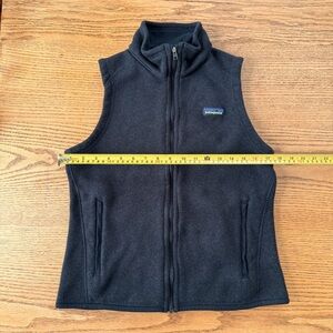 Patagonia Better Sweater Vest. Size Small. Black. Fair Condition.